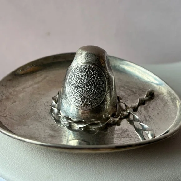 HEAVY Mexican Sombrero Hat 925 SS trinket jewelry ring dish Mayan Aztec Calendar
